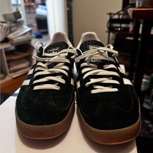 Adidas Gazelle shoes new condition
